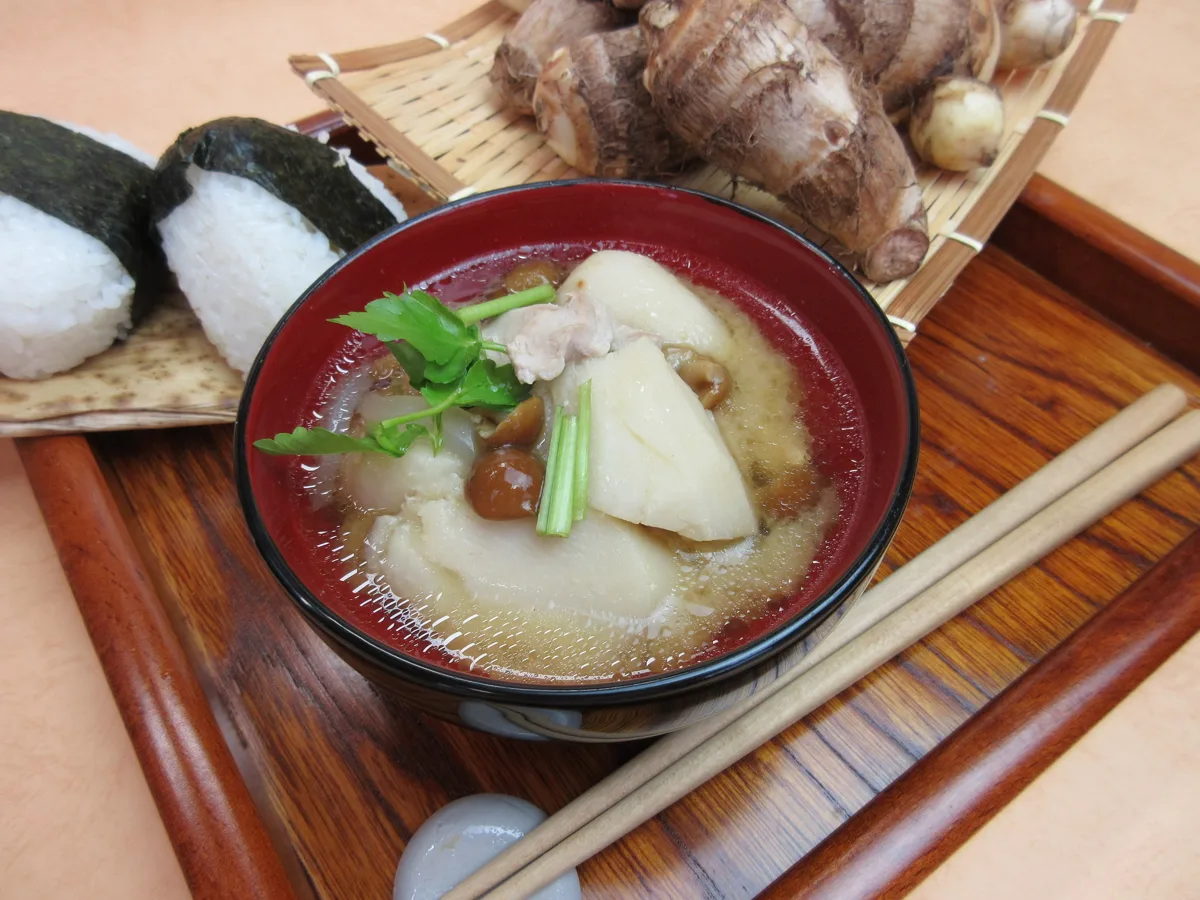 いものこ汁（いものこじる）