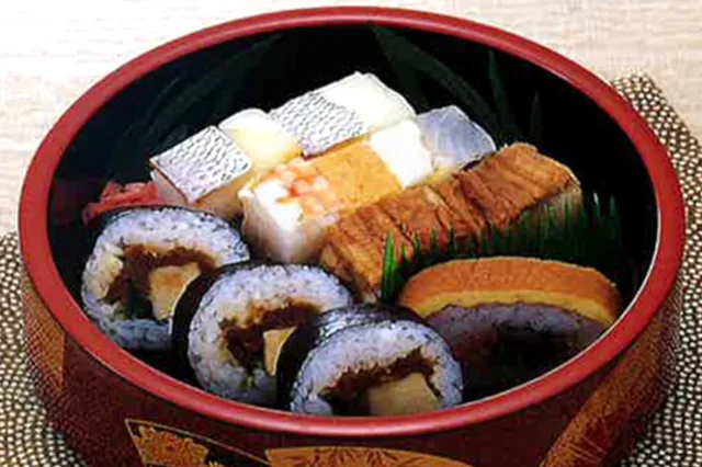 大阪寿司(おおさかずし)