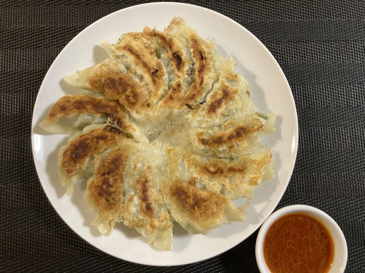 味噌だれ餃子(みそだれぎょうざ)