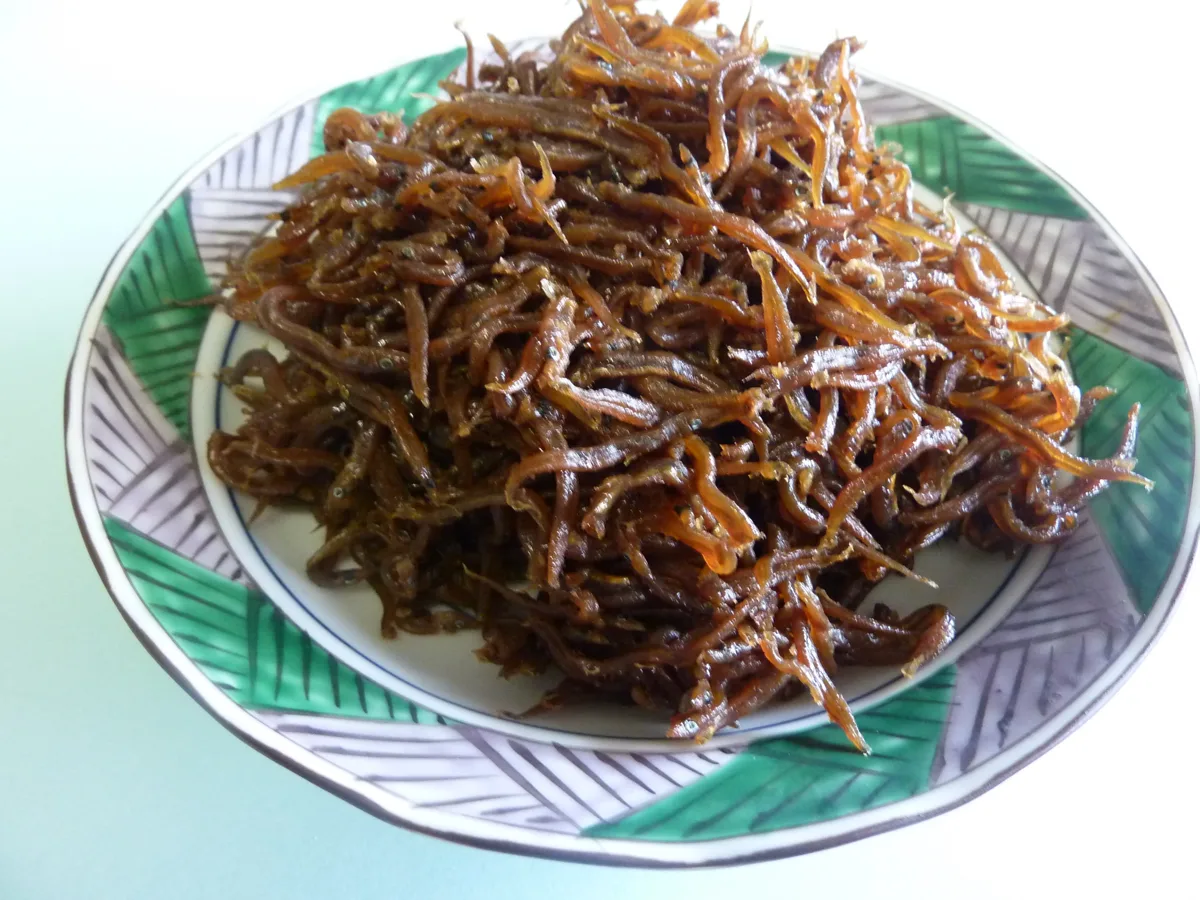 イカナゴのくぎ煮（いかなごのくぎに）