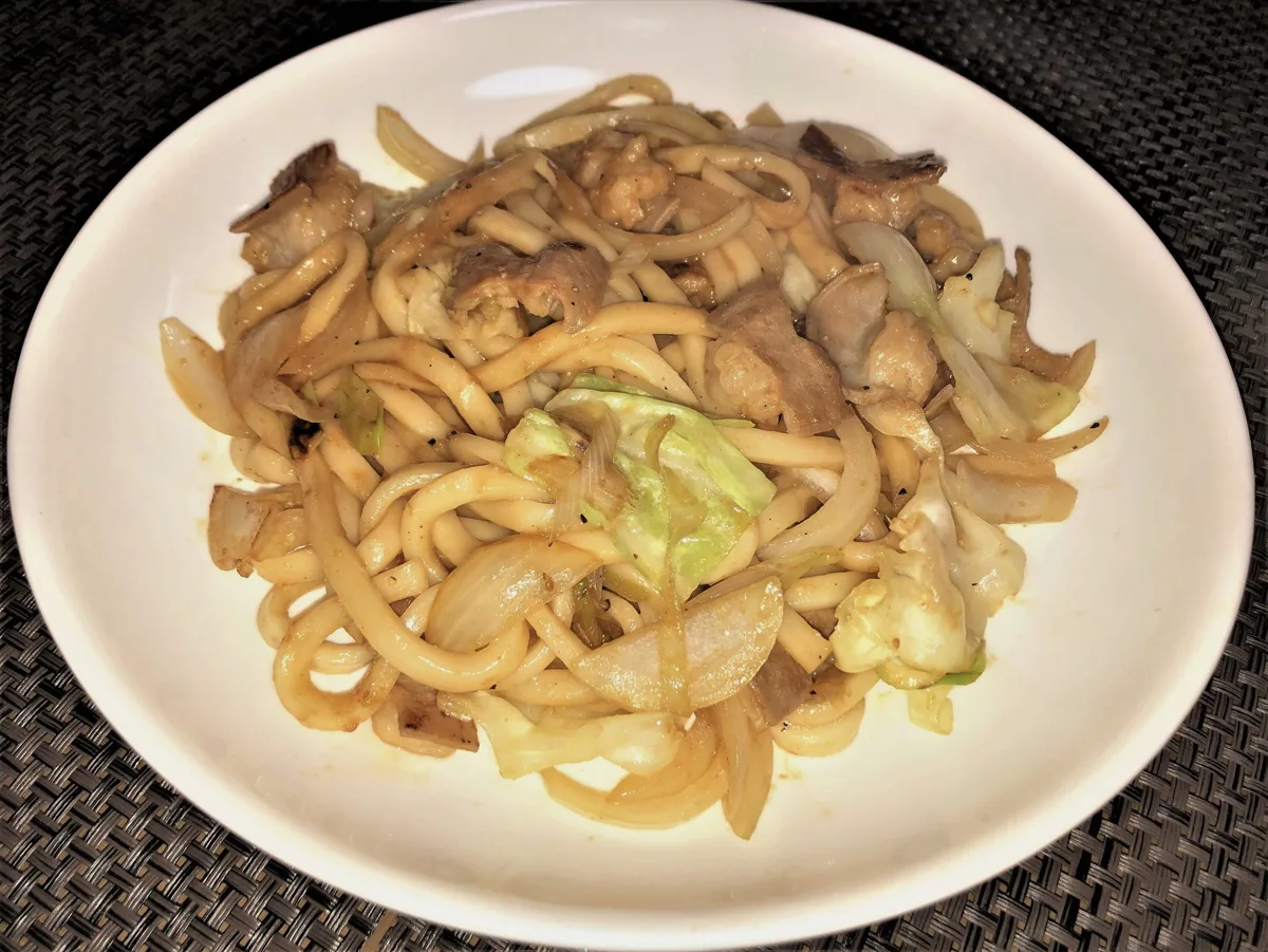 ホルモンうどん