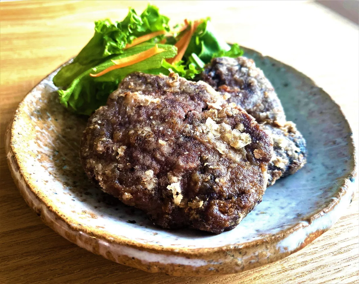 くじらの竜田揚げ(くじらのたつたあげ)