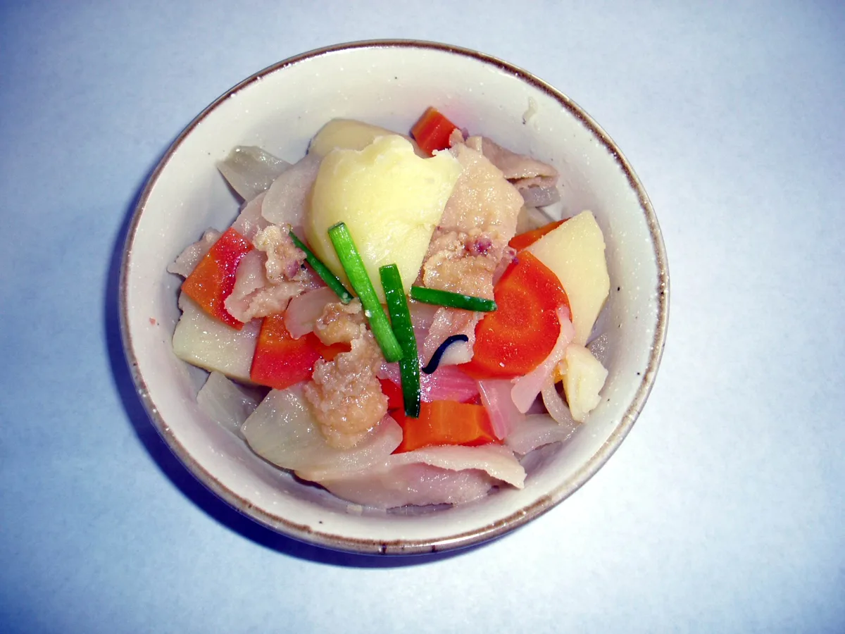 鯨じゃが(くじらじゃが)