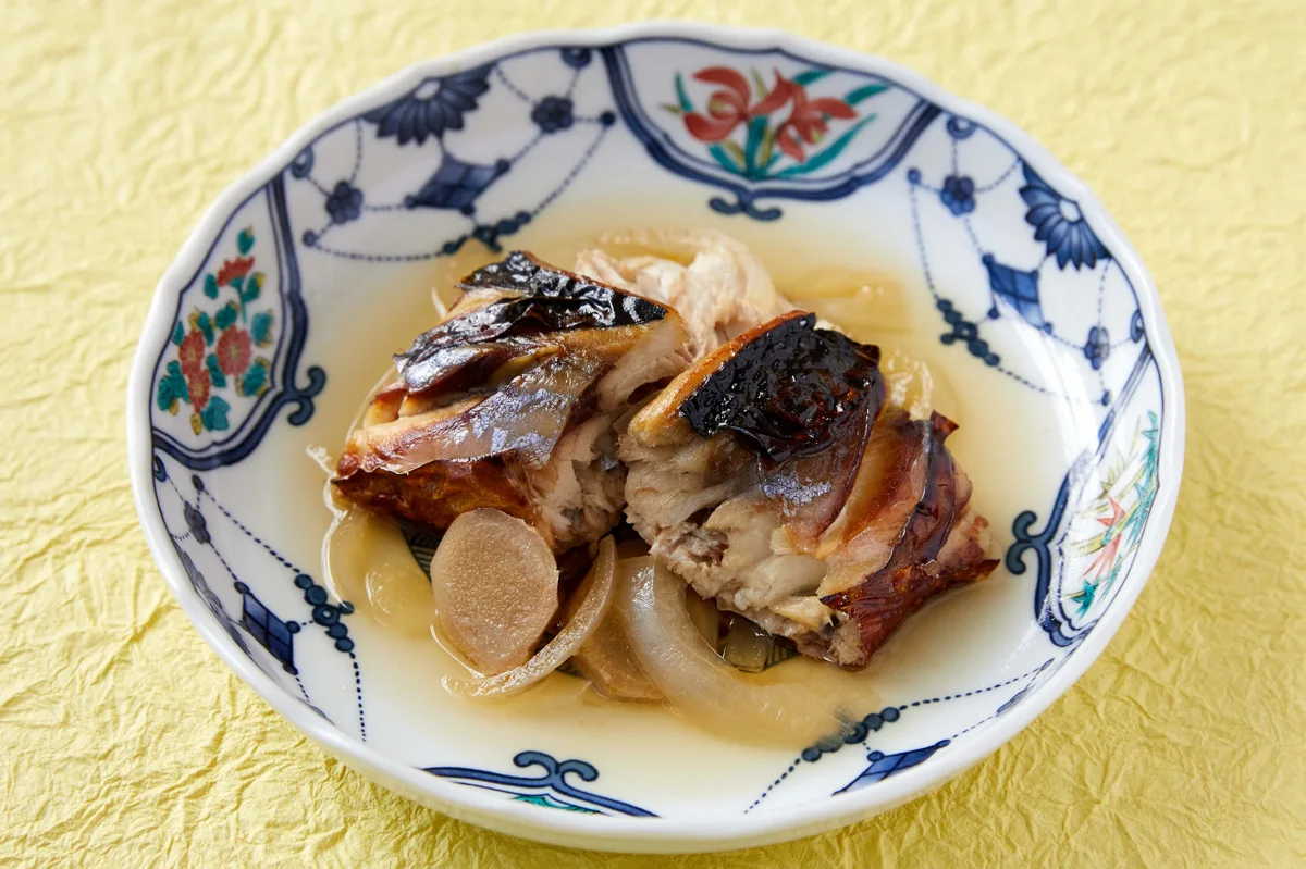 焼き鯖の煮付け（やきさばのにつけ）